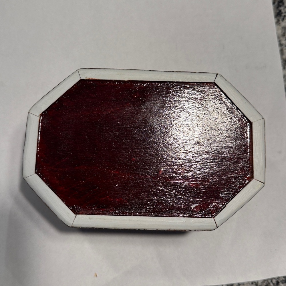 Intricate Geometric Inlay Box - Picture 8 of 8